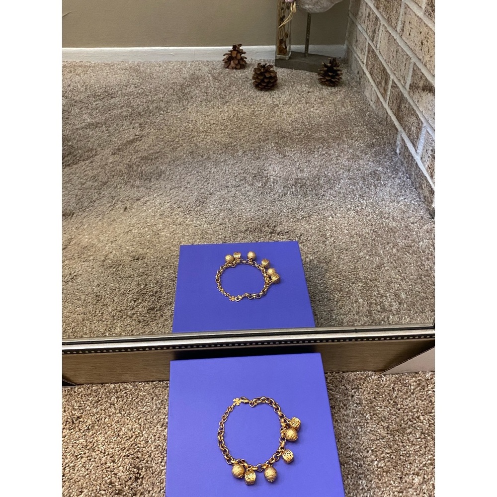 Set of necklace and bracelet gold tone - Picture 6 of 9